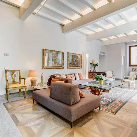 Bmga L Luxury With Patio In Trastevere Holiday home