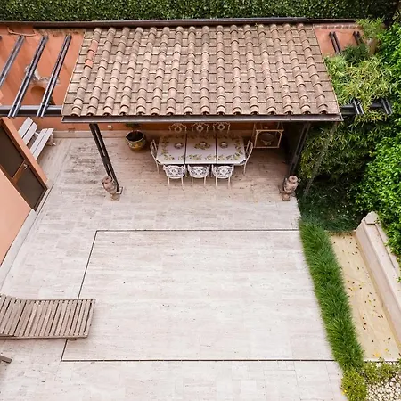 Bmga L Luxury With Patio In Trastevere
