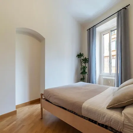 Magnolia Terrace At Vatican Museum Apartment Rom