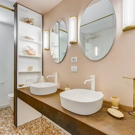 Bmga L Luxury With Patio In Trastevere Holiday home