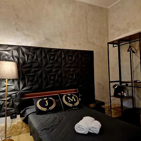 Jadore Monic Guest house