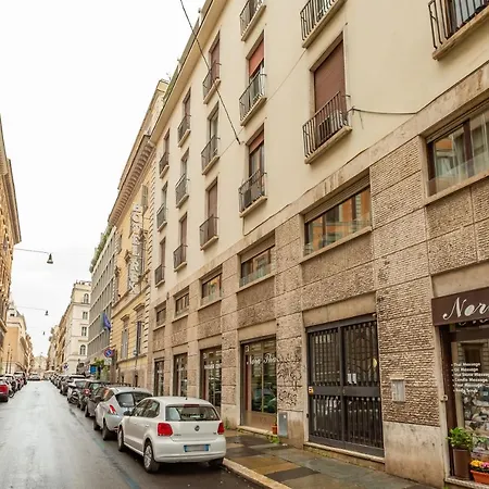 Daplace - Gran Torino Guest house Rome