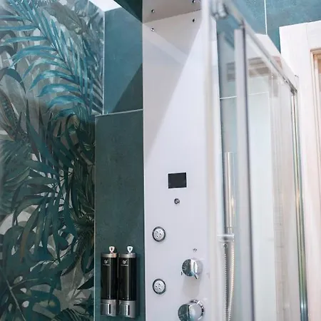 Catone Luxury Bed & Breakfast *