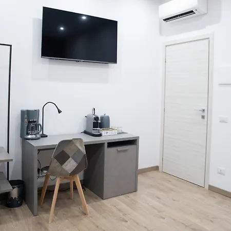 Catone Luxury Bed & Breakfast Rome