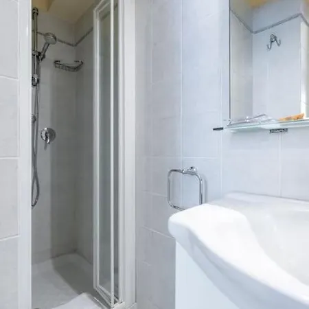 Appartamento Hospitalityrome Comfort Ada *