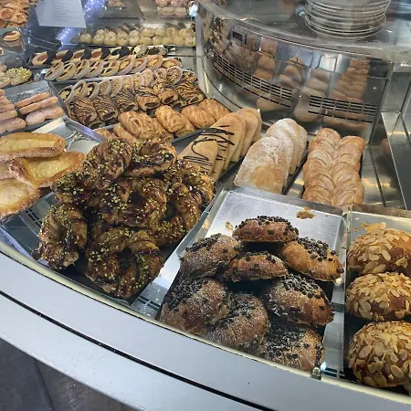 Arthouse Termini Guest house Rome