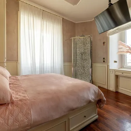 Downtown Luxury - Termini Train Station Bed & Breakfast *
