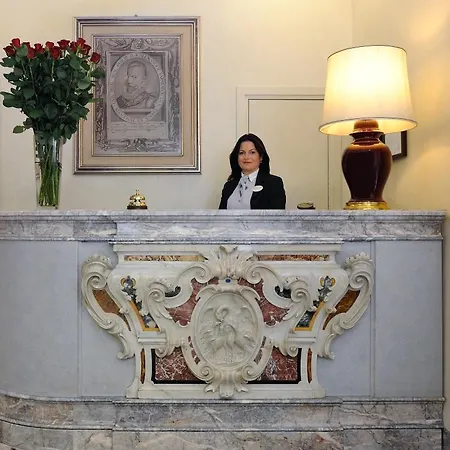 Отель Farnese