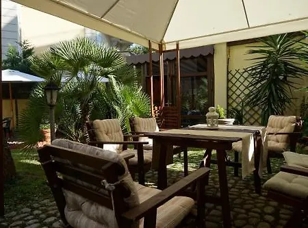 Hotel Green Hotel