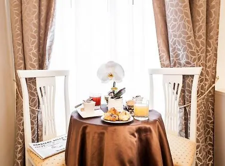 Bed & Breakfast Relais De L'opera 2*