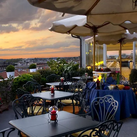 Marcella Royal - Rooftop Garden Hotel Rome