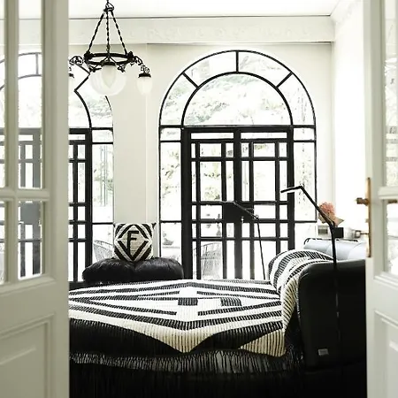 Laetitia Guest house 3*