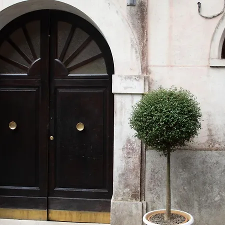 Riari Rome