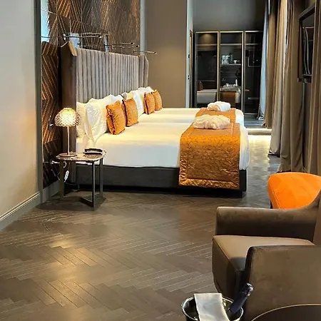 Hotel U-visionary 4*