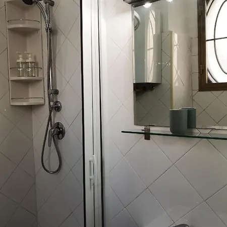 House Fiorelli * Roma