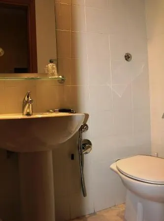 Hotel La Casa Di Nazareth 2*
