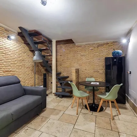 Lares Navona Apartment *