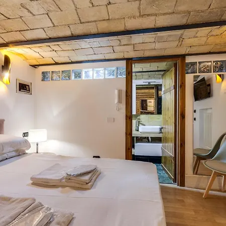 Lares Navona Apartment *