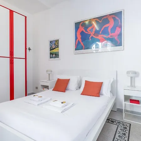 Apartment Oscar Near Landmarks And Colosseum *