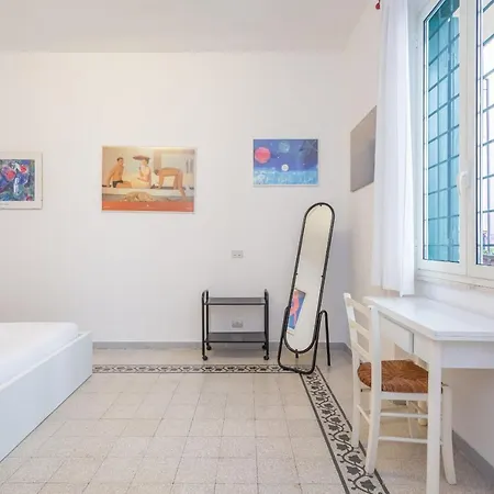 Apartment Oscar Near Landmarks And Colosseum *