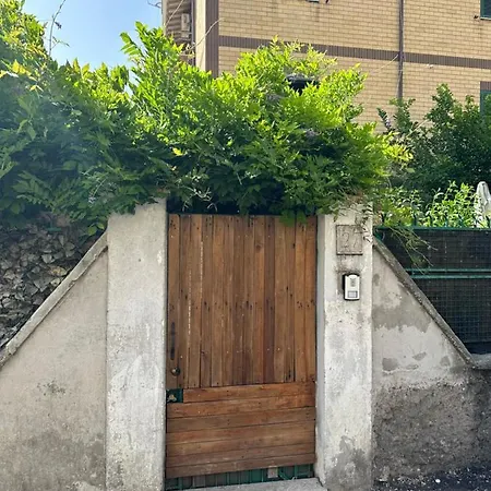 Moderno Cornelia-san Pietro Con Giardino Apartmán *
