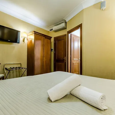 Luxury H 2000 Bed & Breakfast
