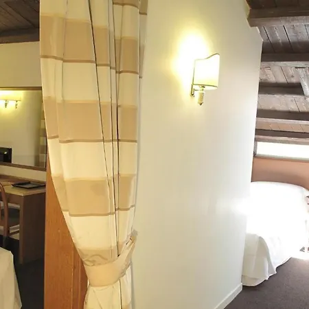 Santa Chiara Hotel 3*