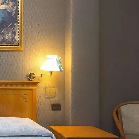 Ξενοδοχείο Rimini 3*