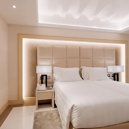 Aleph Hotel, Curio Collection By Hilton Hotel Roma