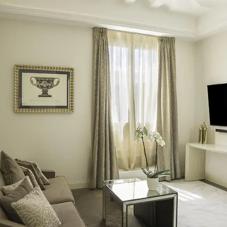 Aleph Hotel, Curio Collection By Hilton Hotel Roma
