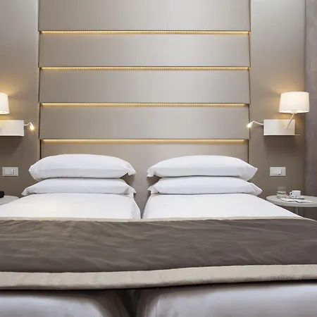 Hotel Kennedy 3*