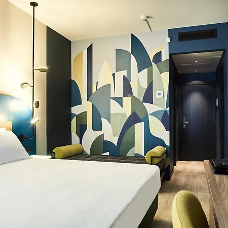 Belstay Aurelia Hotel 4*