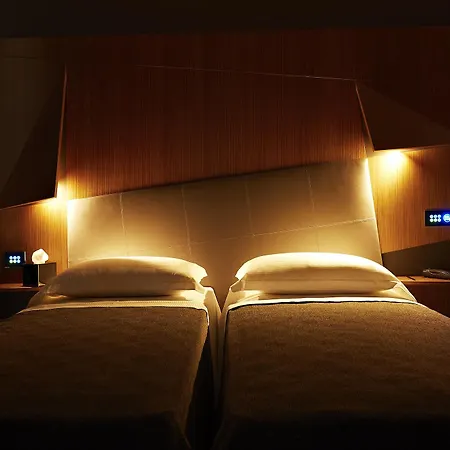 The Building Hotel Roma