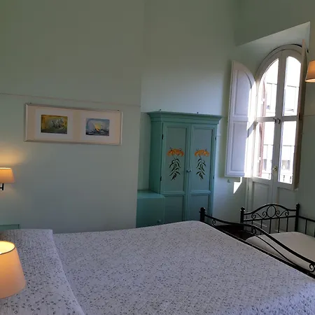 Lilium Boutique Hotell 3*