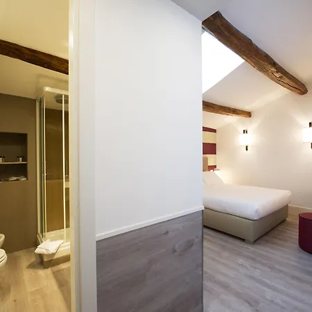 Relais Santa Maria Maggiore Bed & Breakfast 3*