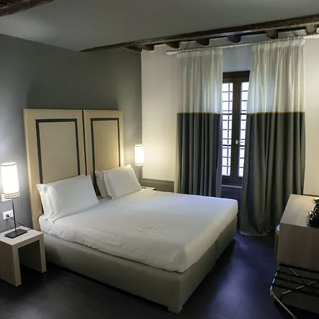 Relais Santa Maria Maggiore Bed & Breakfast