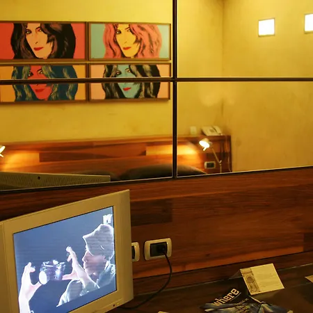 Tritone Hotell Rom