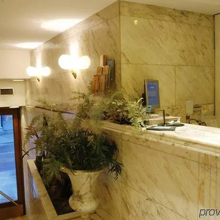 Tritone Rom