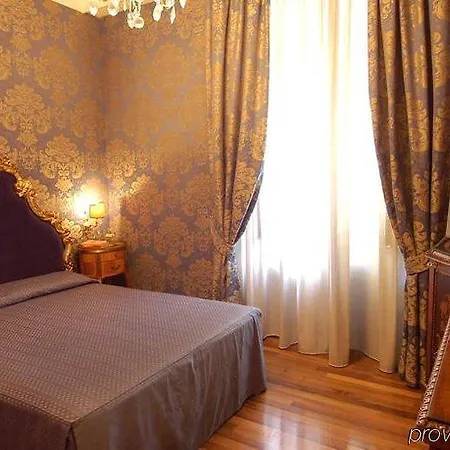 Turner Hotel 4*