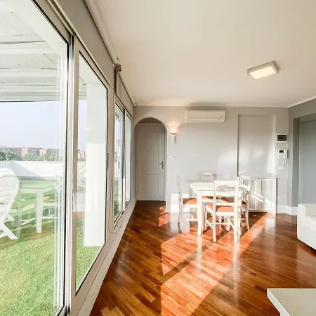 Al 13 - La Terrazza Apartment
