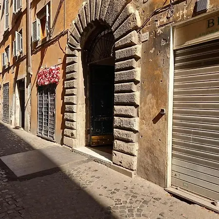 Navona Sweet