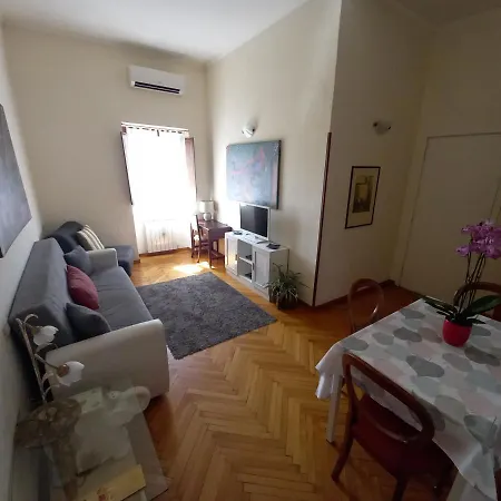 De' Fiori Apartment