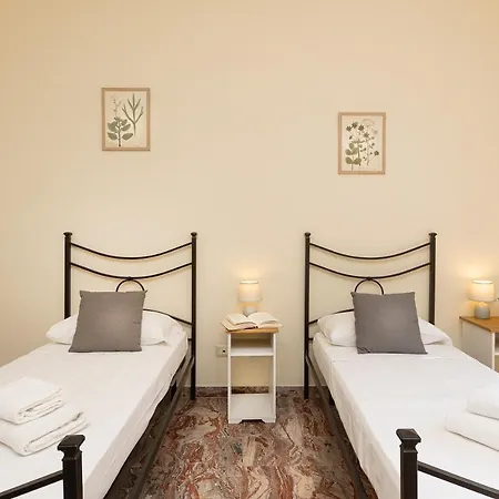 Vatican Museum By In Apartment