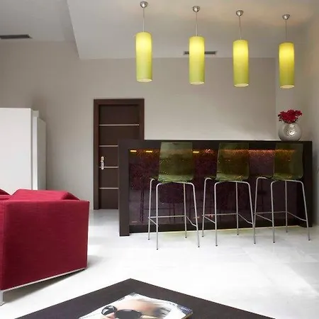Hotel Western Cinemusic 4*