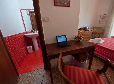 Bed and Breakfast 2 Passi Da Ρώμη