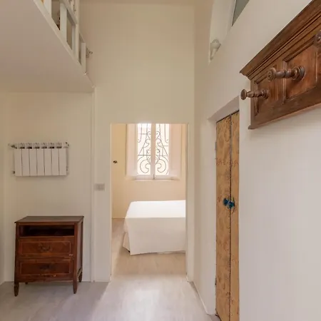 Iflat Trastevere Cozy Loft * Rome