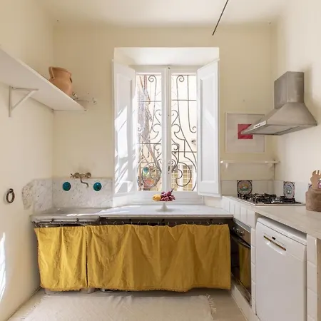 Iflat Trastevere Cozy Loft Apartment