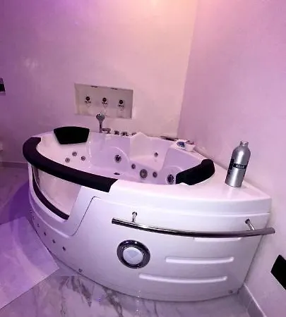 Moya Suites Roma