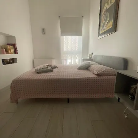 Gens Julia Apartment Rome