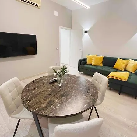 Casa Nicola- Apt In The Heart Of Apartamento